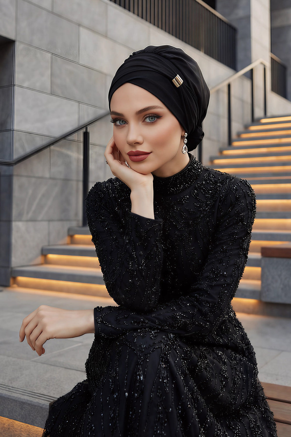 Chiffon Instant Turban with Sleek Gold Accent, Pre-Tied Hijab Cap for Women, Elegant Ready-to-Wear Modest Headwrap,HT-95S Black