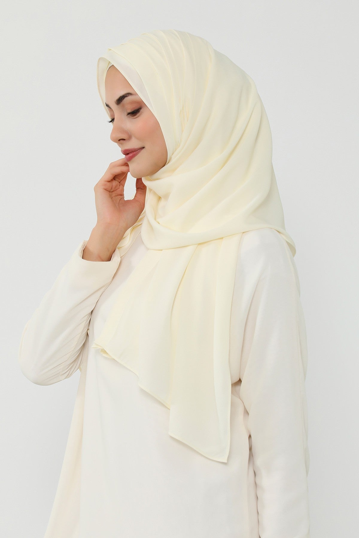Pleated Instant Crepe Hijab with Built-In Cotton Bonnet, One-Piece Modest Wrinkle-Resistant Scarf for Women,PS-47 Ivory