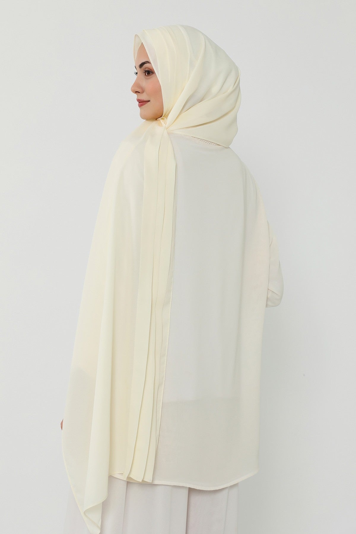 Pleated Instant Crepe Hijab with Built-In Cotton Bonnet, One-Piece Modest Wrinkle-Resistant Scarf for Women,PS-47 Ivory