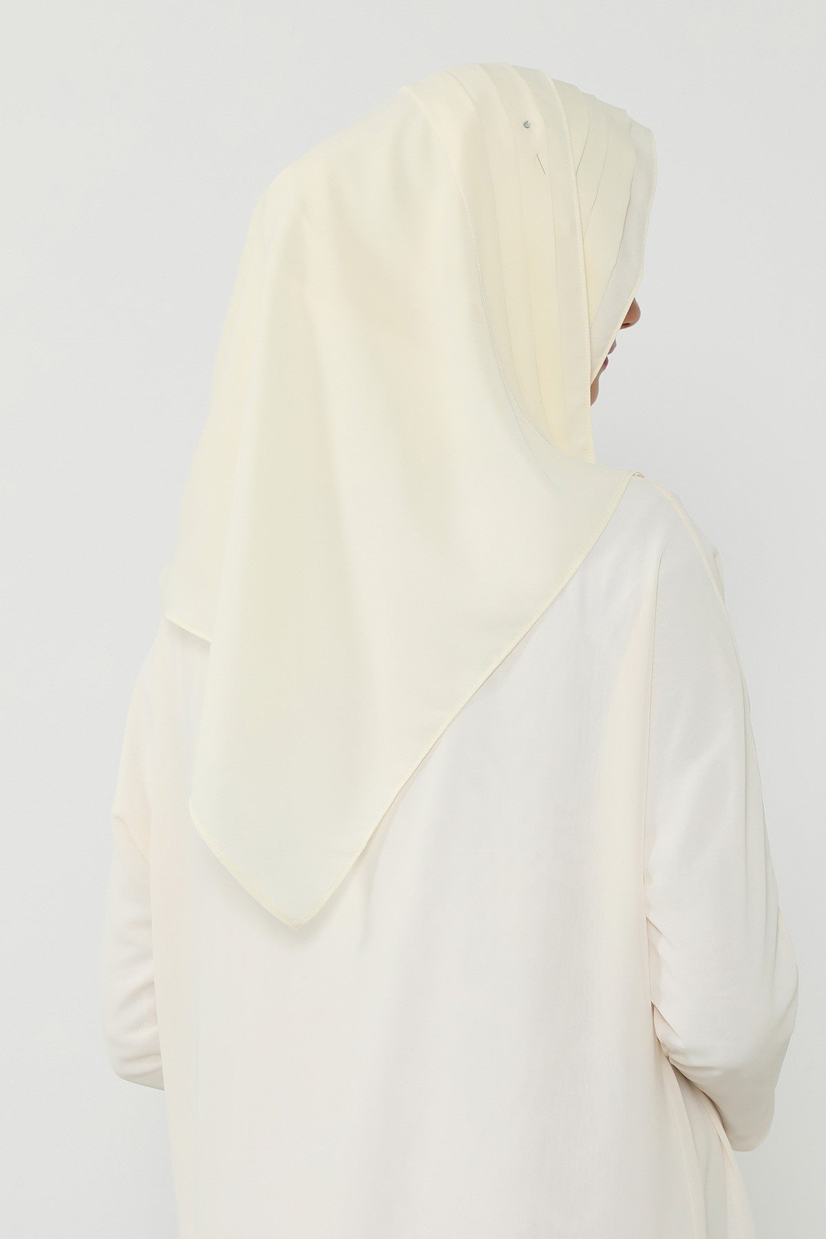 Pleated Instant Crepe Hijab with Built-In Cotton Bonnet, One-Piece Modest Wrinkle-Resistant Scarf for Women,PS-47 Ivory