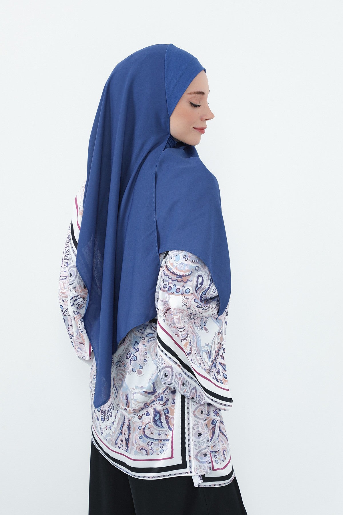 Crepe Practical Shawl with Built-In Cotton Bonnet and Neck Coverage, Practical Crepe Scarf with Integrated Cotton Undercap,PS-55 İndigo