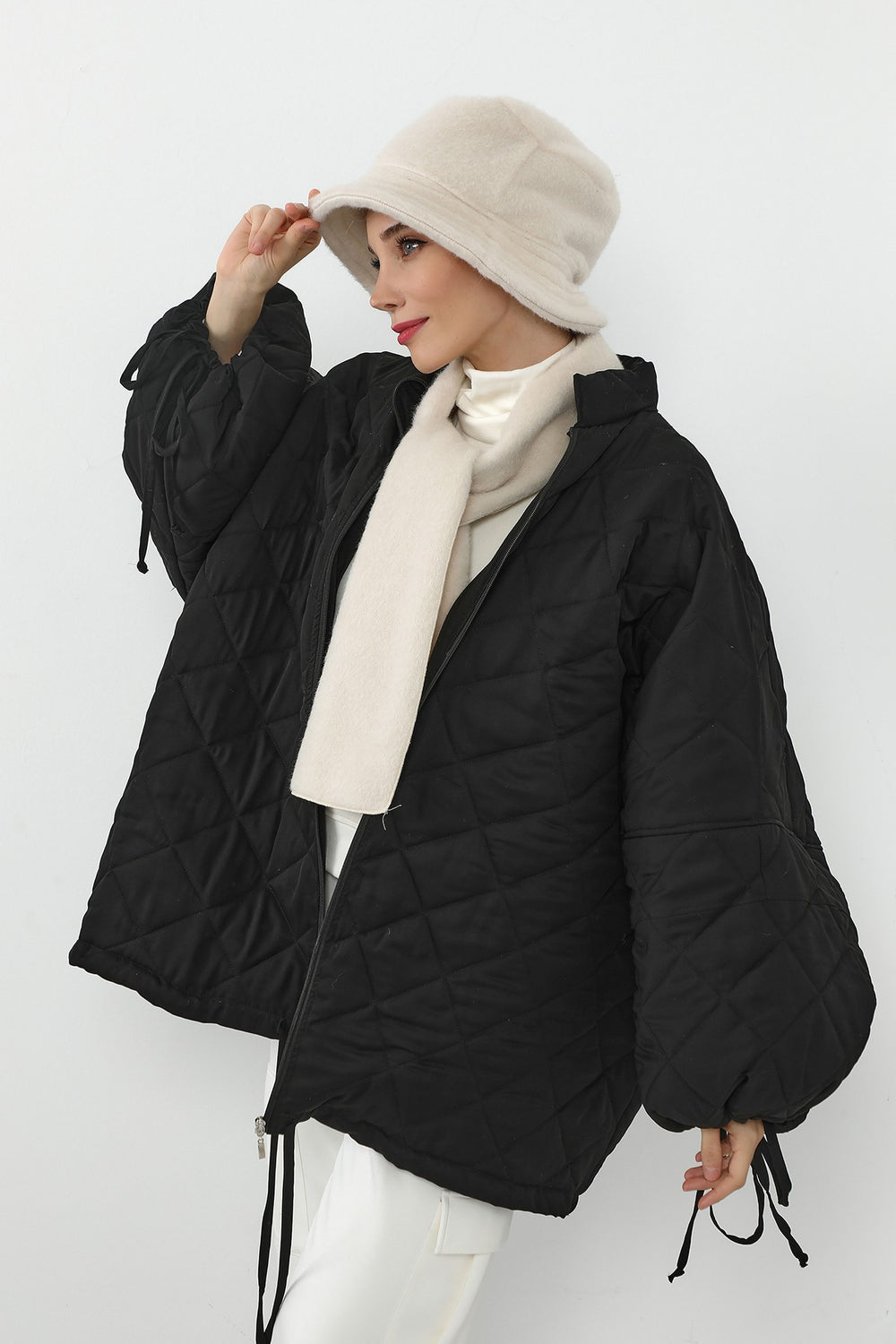Women’s Winter Hat and Scarf Set, Soft Felted Wool Bucket Hat + Long Scarf,BAT-1DK Ivory