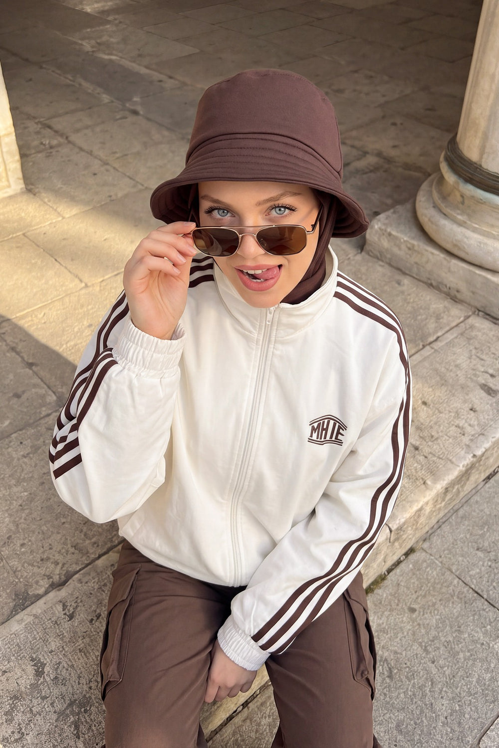 Modest Winter Bucket Hat with Attached Hijab and Neck Coverage,B-103O Brown