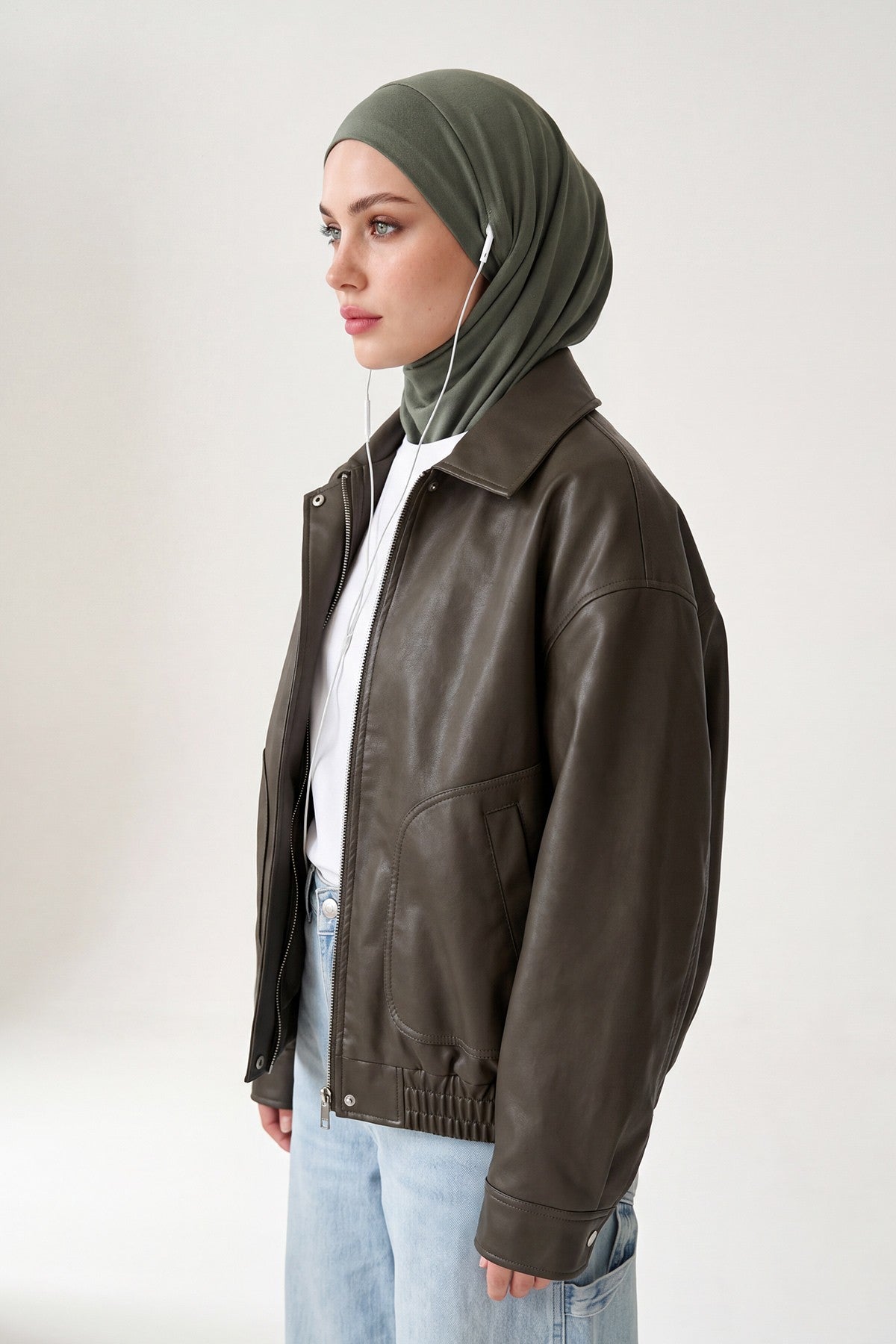 Ready-to-Wear Winter Hijab Bonnet with Built-In Neck Cover and Ear Access Points,B-94O