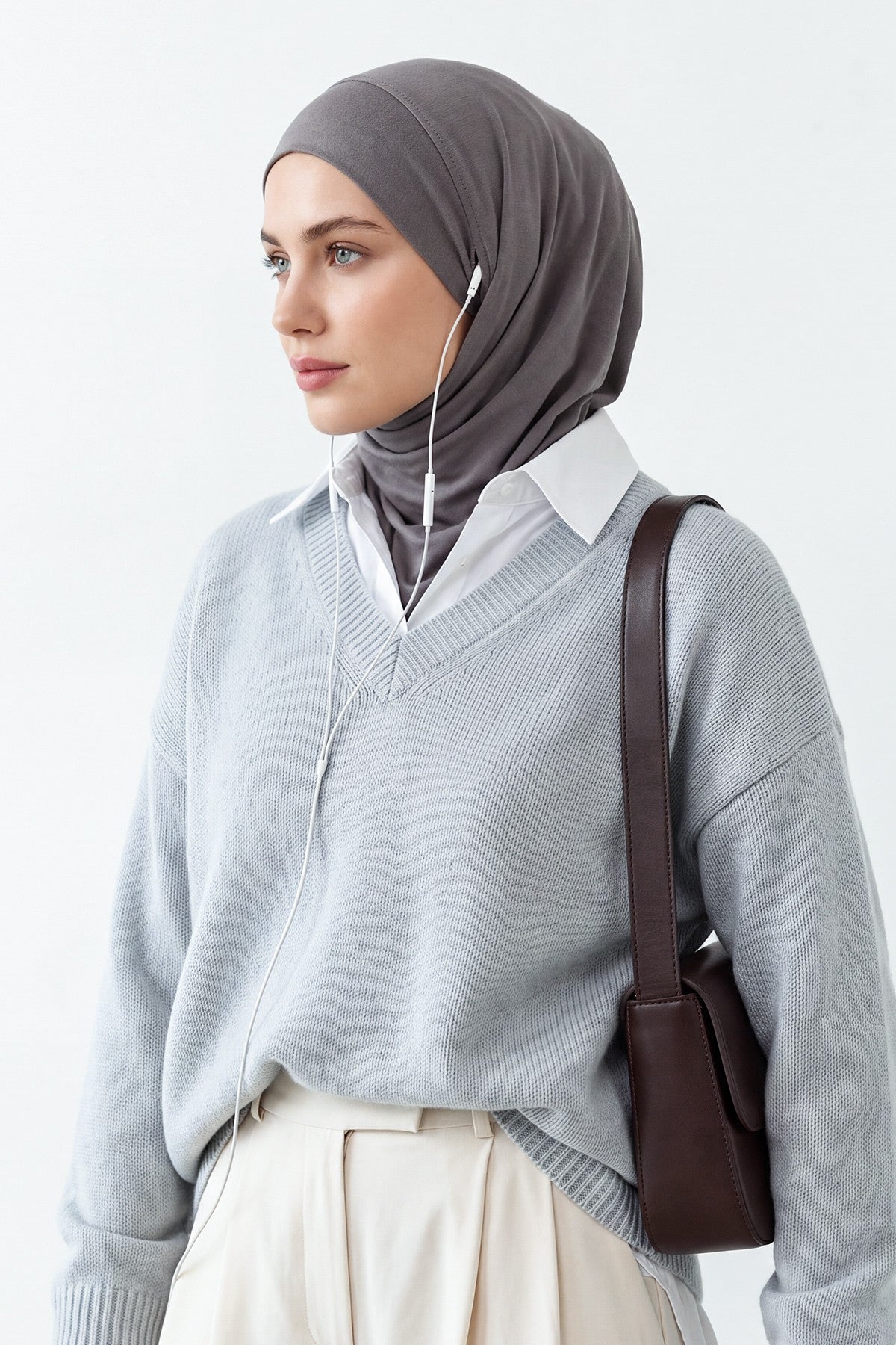 Ready-to-Wear Winter Hijab Bonnet with Built-In Neck Cover and Ear Access Points,B-94O Anthracite