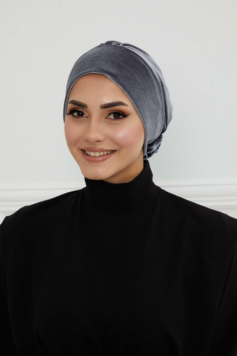 Vorgebundene Turbanmütze aus Samt mit Rosenmotiv auf der Rückseite, Sofort-Turbanmütze aus Samt für den Winter, Chemo-Kopfbedeckung aus Samt, B-53K