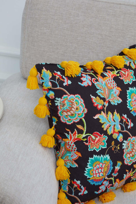 Boho Flowers-Patterned Throw Pillow Cover with Beautiful Tassels, 18x18 Inches Colourful Cushion Cover for Elegant Living Rooms,K-321