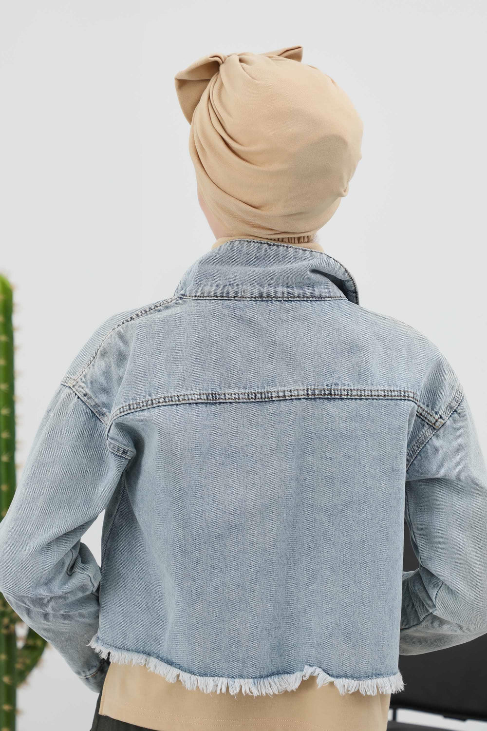 Comfortable Winter Turban Bonnet with Detachable Bowtie, One-Size Removable Bow Turban for Cold Weather, Cozy Ribbed Instant Turban,B-27RB Beige