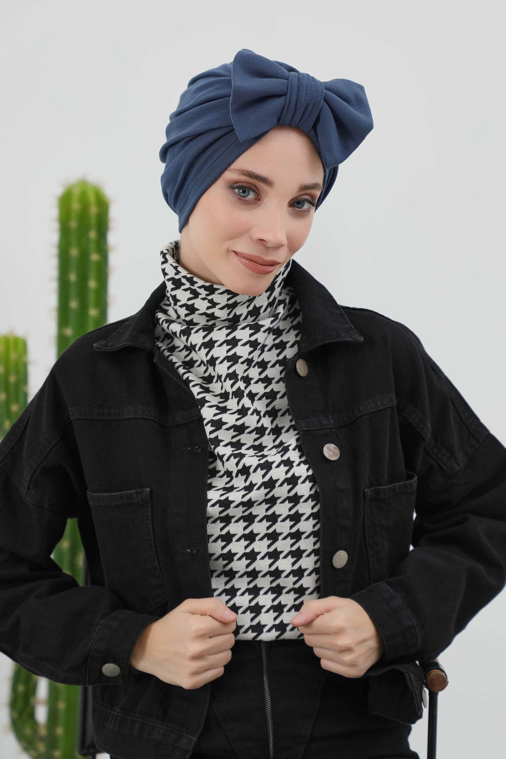 Comfortable Winter Turban Bonnet with Detachable Bowtie, One-Size Removable Bow Turban for Cold Weather, Cozy Ribbed Instant Turban,B-27RB Gray Melange