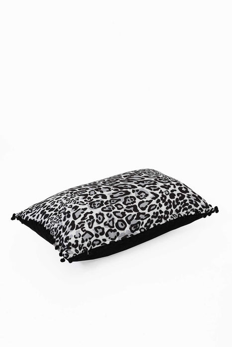 Boho Rectangle Polyester Decorative Throw Pillow Covers with Pom-poms 30 x 50 cm (12 x 20 inch) Rectangle Polyester Cushion Covers,K-109