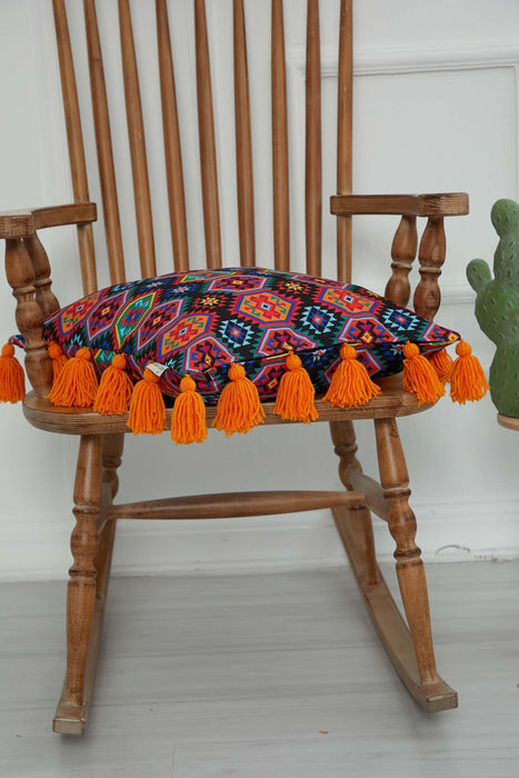 Kissenbezug mit Karnevalsmotiv und vielen bunten Quasten, 18 x 18 Zoll, bedruckter Kissenbezug mit Blumenmuster und Quastendesign, K-277