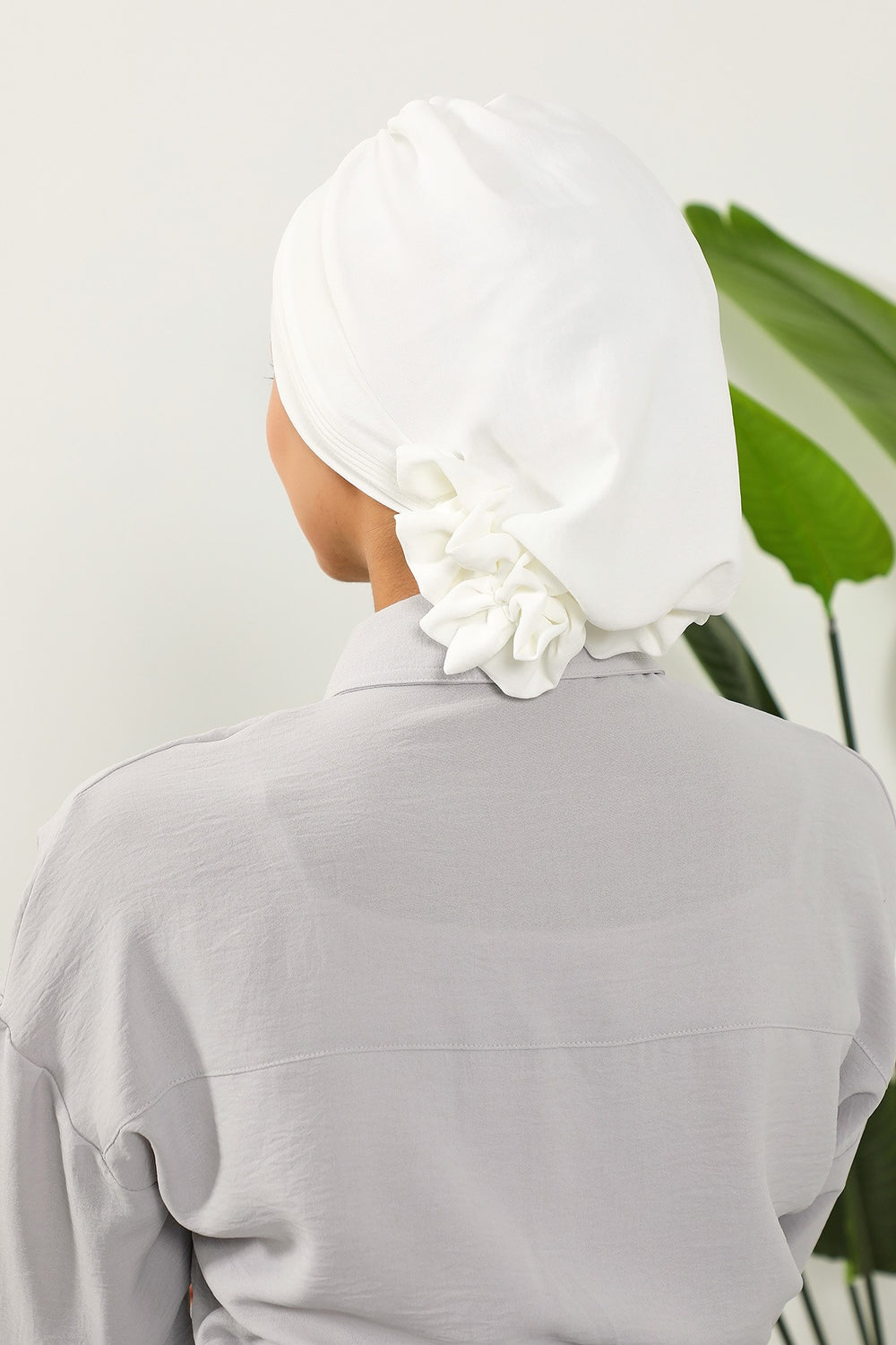 Chic Aerobin Instant Turban, Easy Wrap Breathable Head Scarf with Elegant Knot Detail, Lightweight Instant Turban For Women Headwear,HT-31A Ecru