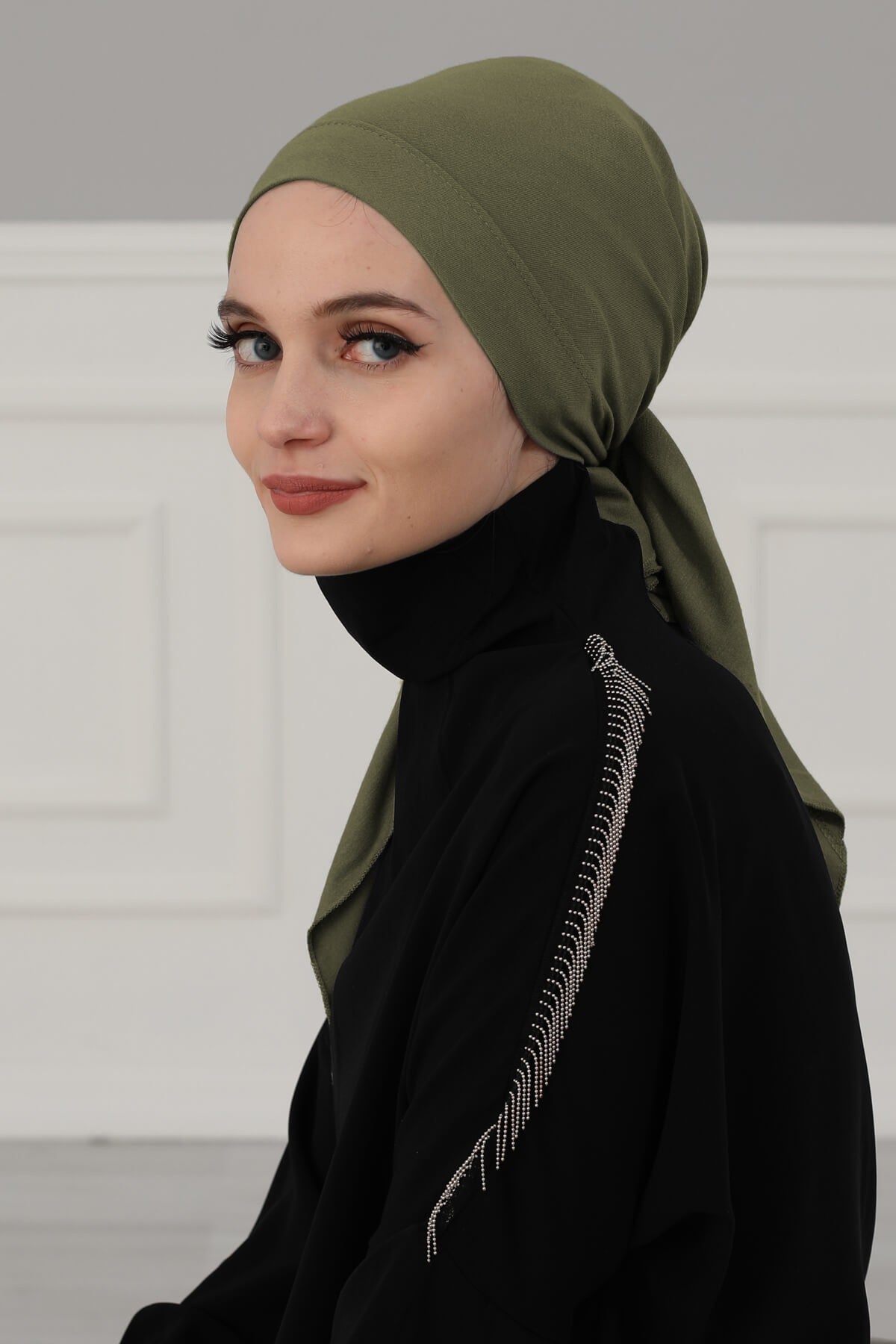 Chic Easy Wrap Hijab Cover for Women, Trendy Hijab for Stylish Look, Soft Comfortable Turban Head Covering, Chic Single Color Headscarf,B-45 Army Green