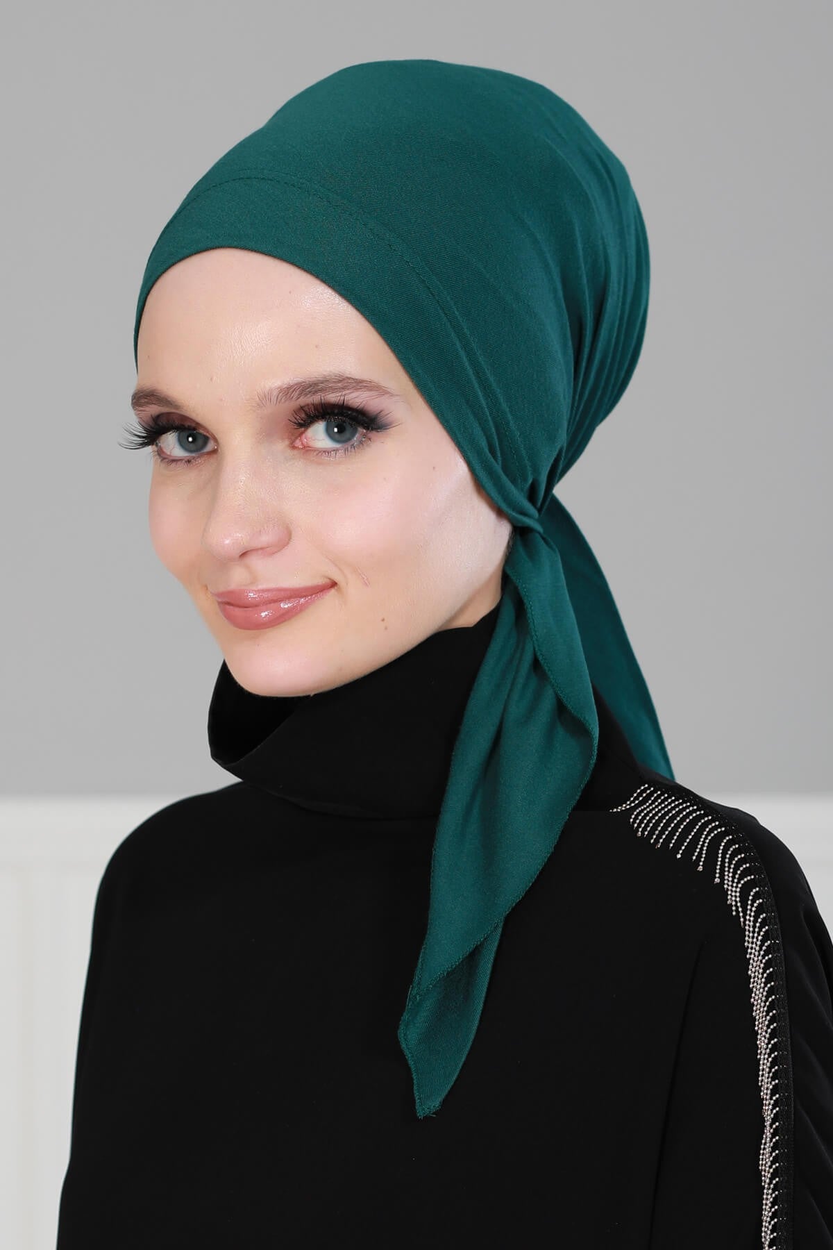 Chic Easy Wrap Hijab Cover for Women, Trendy Hijab for Stylish Look, Soft Comfortable Turban Head Covering, Chic Single Color Headscarf,B-45 Green