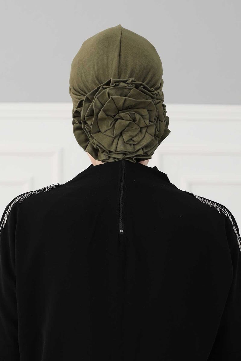 حجاب عمامة فوري أنيق باللون الوردي للنساء، وشاح قطني لف الرأس الكيميائي، قبعة بونيه سادة مع وردة كبيرة جميلة مصنوعة يدويًا، B-21