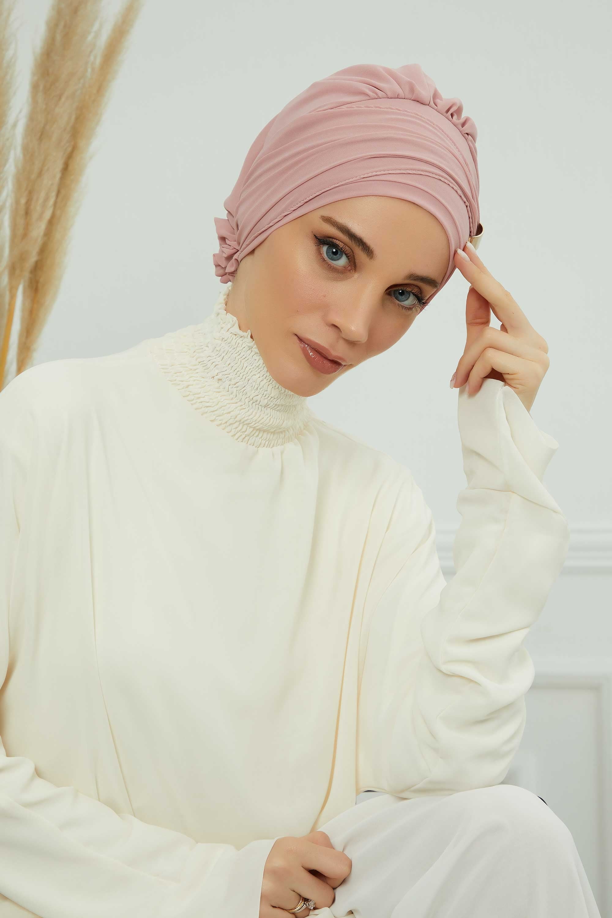 Chiffon Instant Turban with Sleek Gold Accent, Pre-Tied Hijab Cap for Women, Elegant Ready-to-Wear Modest Headwrap,HT-95S Powder