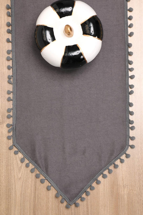 Eleganter Tischläufer aus Strickstoff mit verspielten Pom-Pom-Kanten, bezaubernder Tischläufer aus Pom-Pom-Strick für eine gemütliche und stilvolle Tischdekoration zu Hause,R-20K