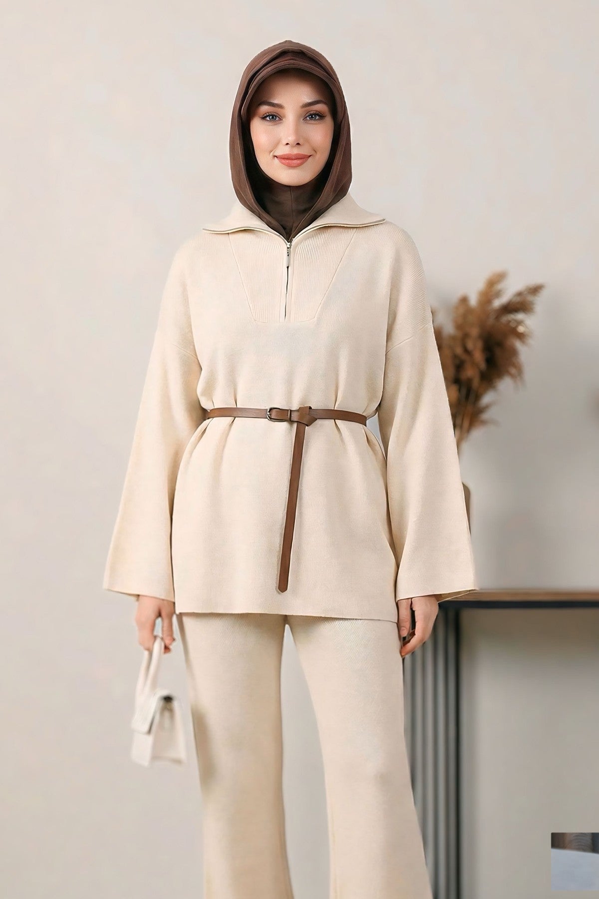 Full Coverage Bonnet Hijab with Visor, Ready to Wear Modest Visor Underscarf Bonnet with Neck Cover for All Seasons,B-88O Brown
