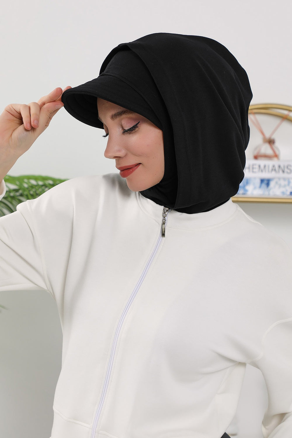 Full Coverage Bonnet Hijab with Visor, Ready to Wear Modest Visor Underscarf Bonnet with Neck Cover for All Seasons,B-88O Black