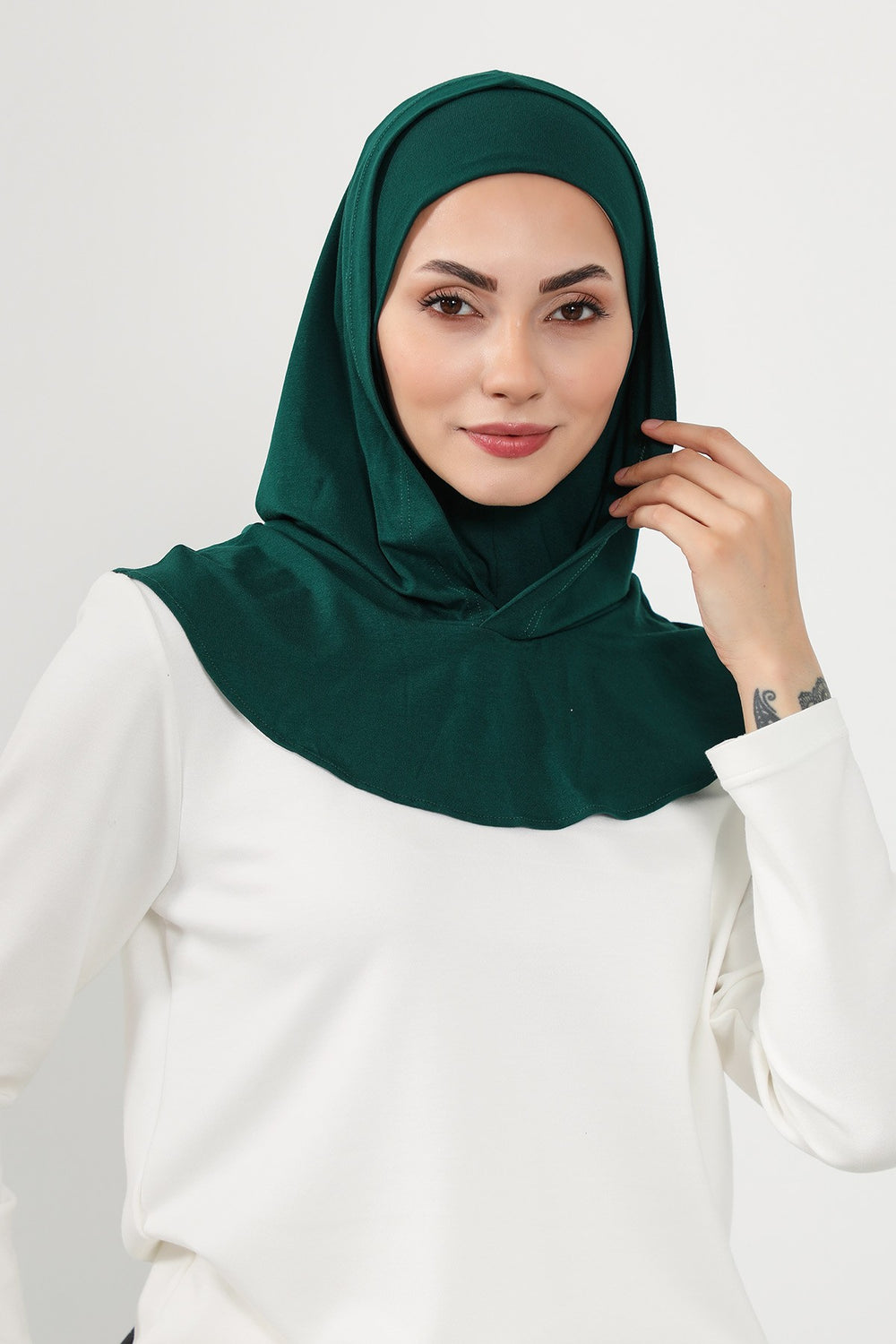 Full Coverage Instant Cotton Bonnet for Women, Ready-to-Wear Hijab Bonnet with Neck Coverage,B-89P Green