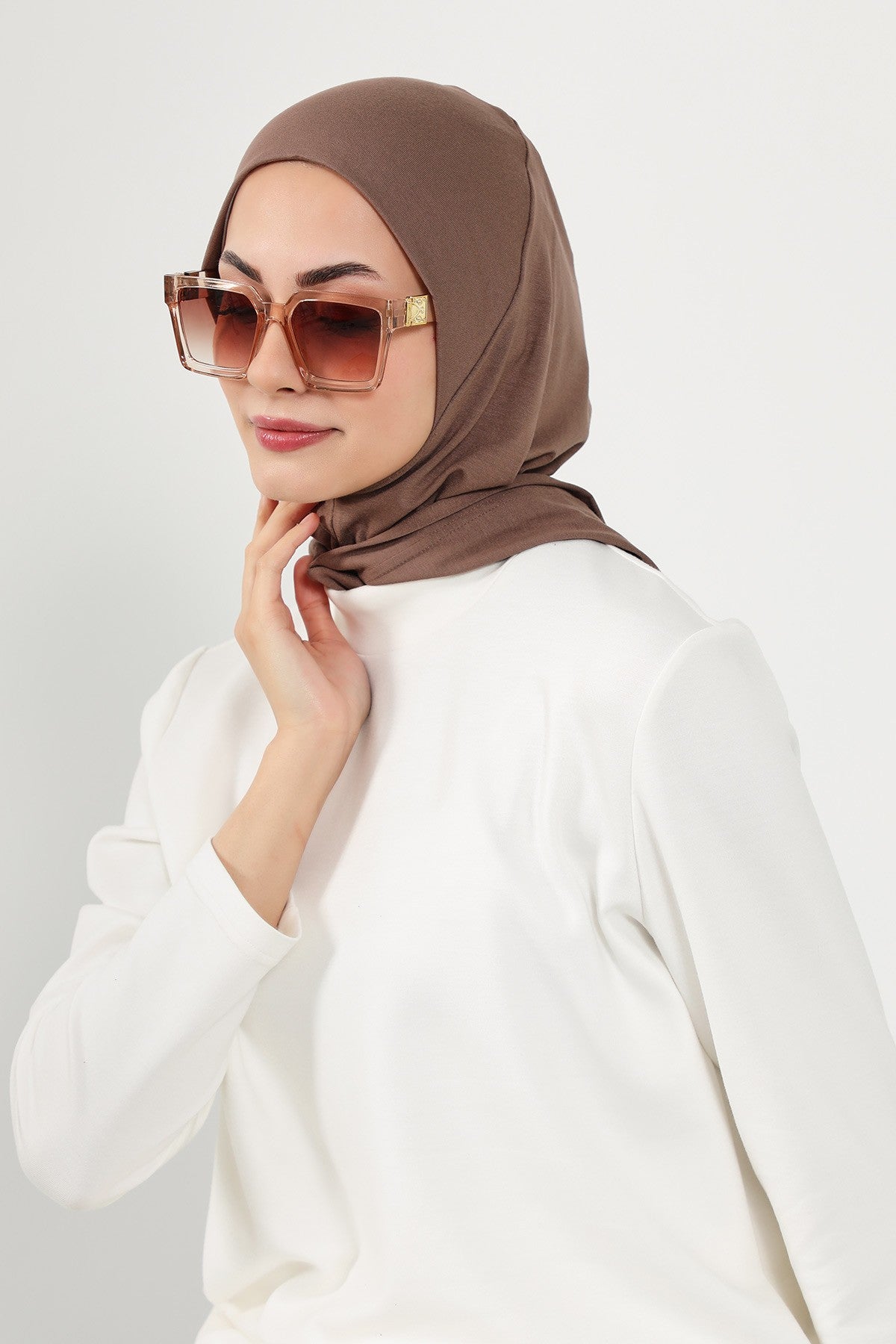 Full Coverage Instant Cotton Bonnet for Women, Ready-to-Wear Hijab Bonnet with Neck Coverage,B-89P Chocolate