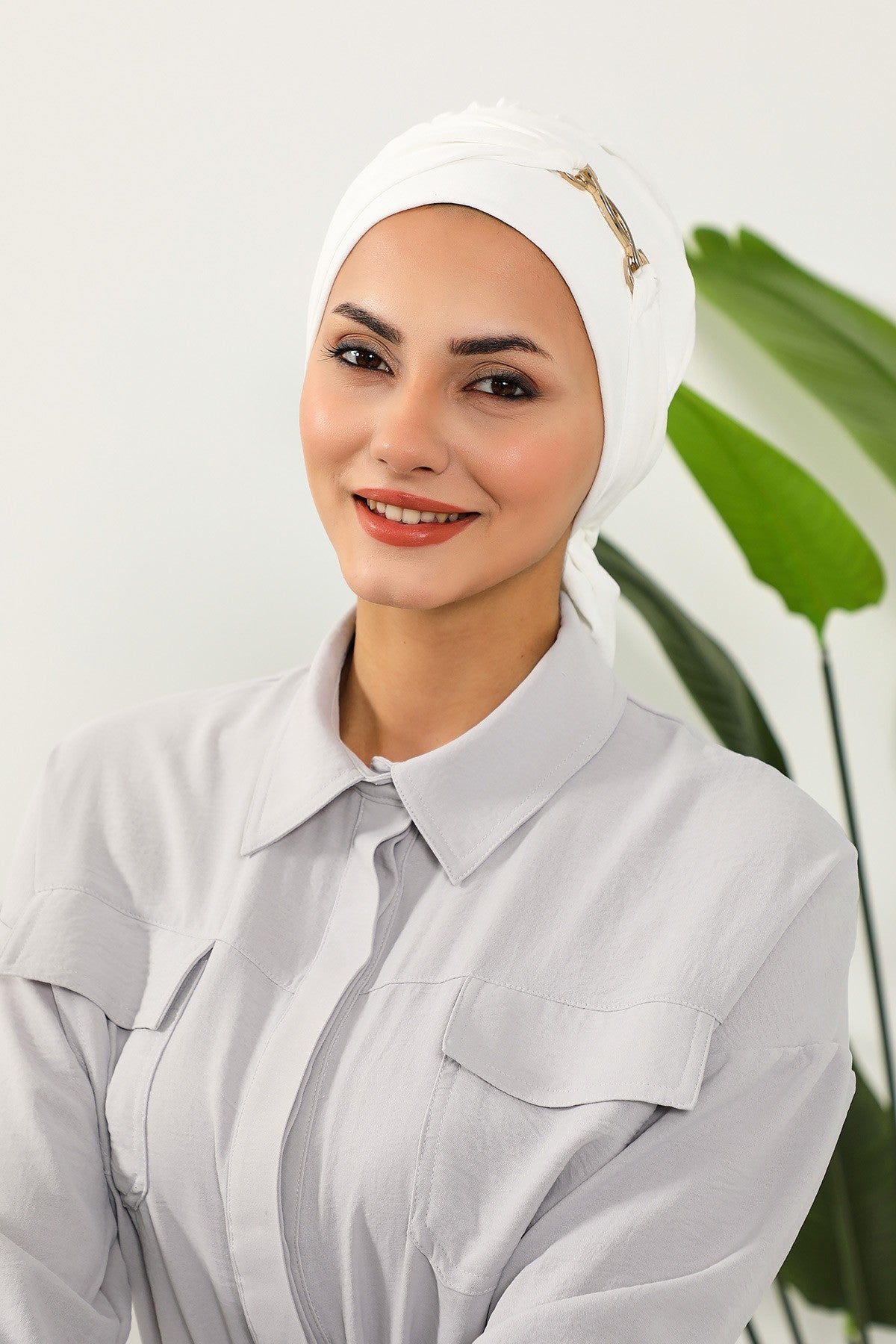 Instant Aerobin Turban with Gold Chain Detail, Pre-Tied Cotton Blend Hijab Cap, Elegant Modest Headwrap for Women,HT-93 Ecru