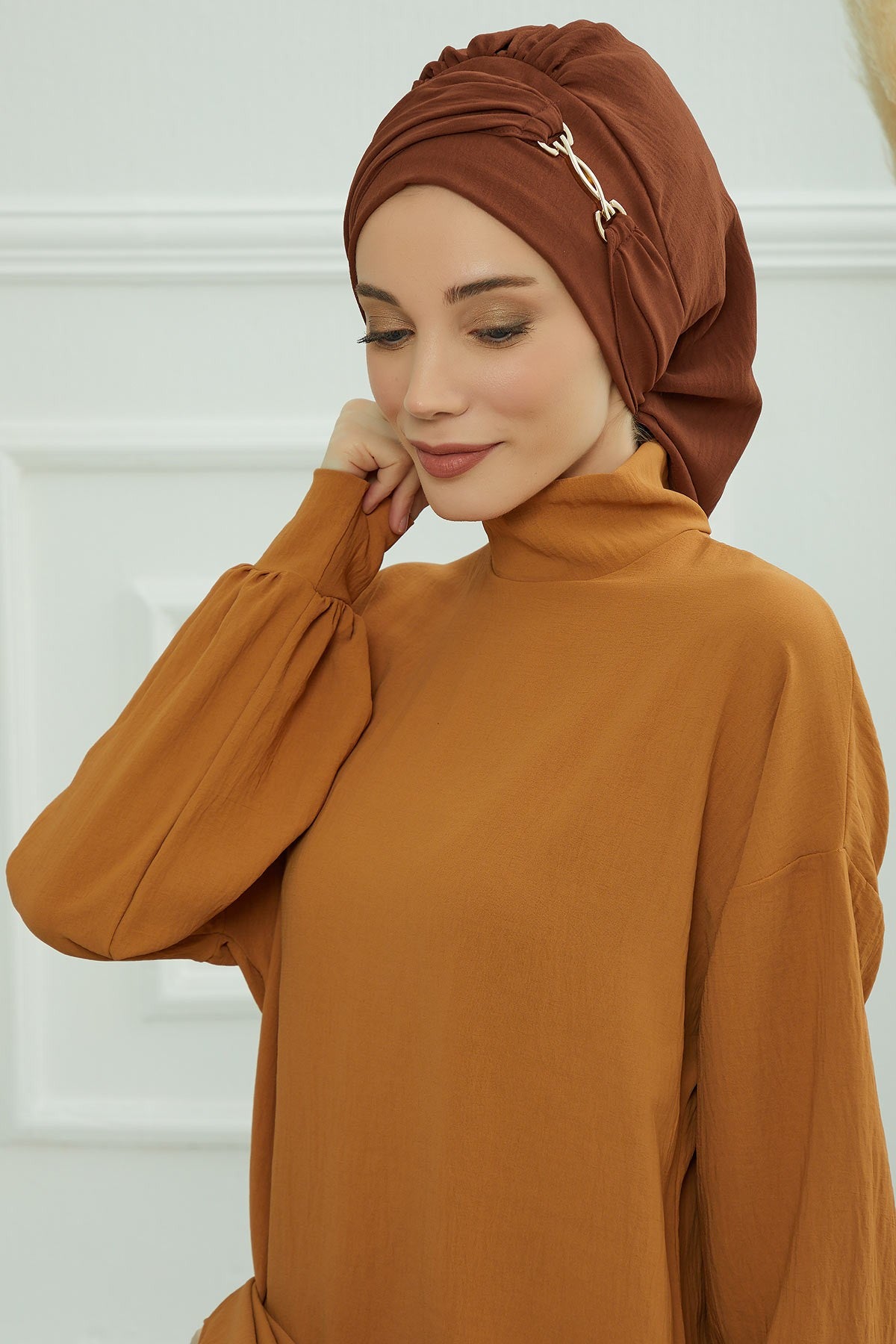 Instant Aerobin Turban with Gold Chain Detail, Pre-Tied Cotton Blend Hijab Cap, Elegant Modest Headwrap for Women,HT-93 Cinnamon
