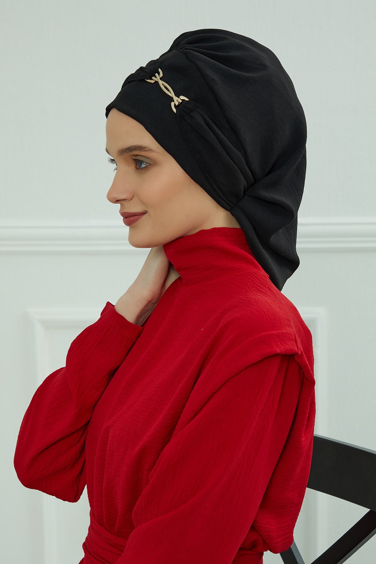Instant Aerobin Turban with Gold Chain Detail, Pre-Tied Cotton Blend Hijab Cap, Elegant Modest Headwrap for Women,HT-93 Black