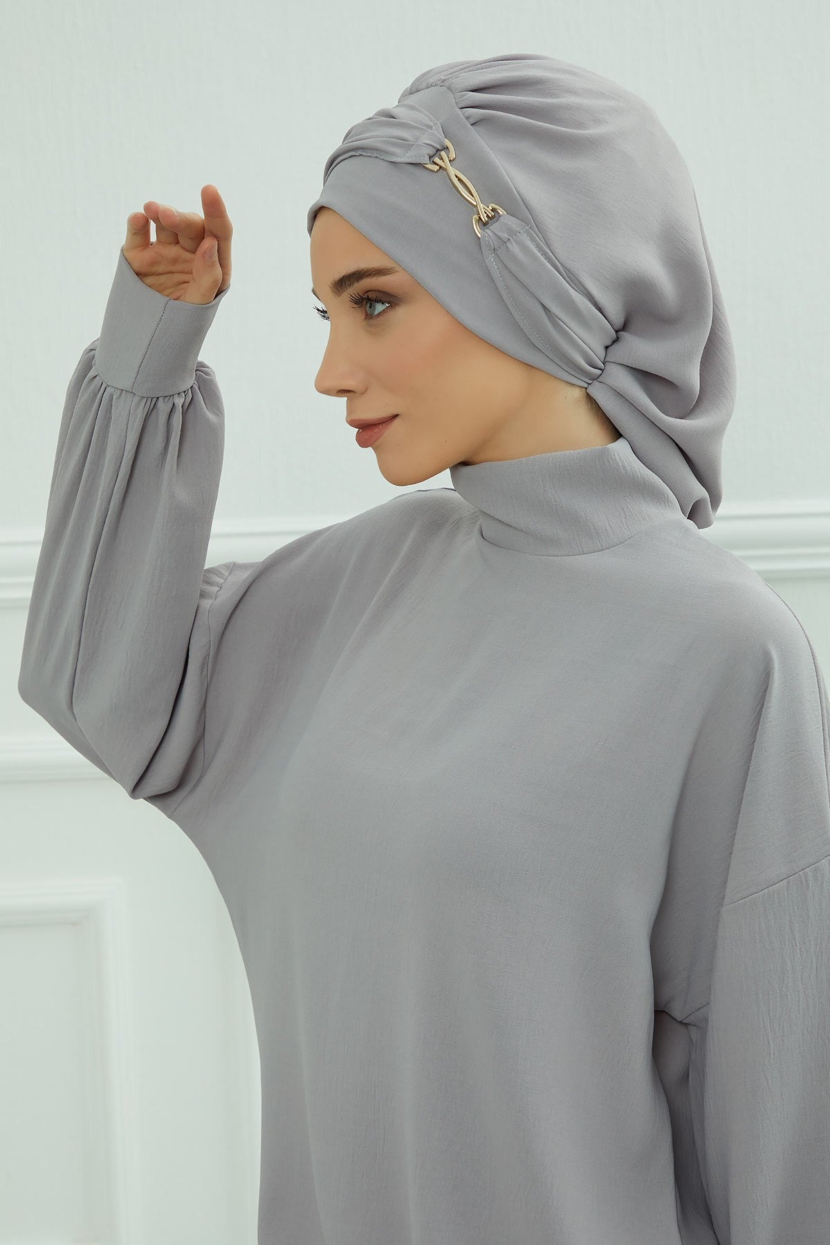 Instant Aerobin Turban with Gold Chain Detail, Pre-Tied Cotton Blend Hijab Cap, Elegant Modest Headwrap for Women,HT-93 Grey