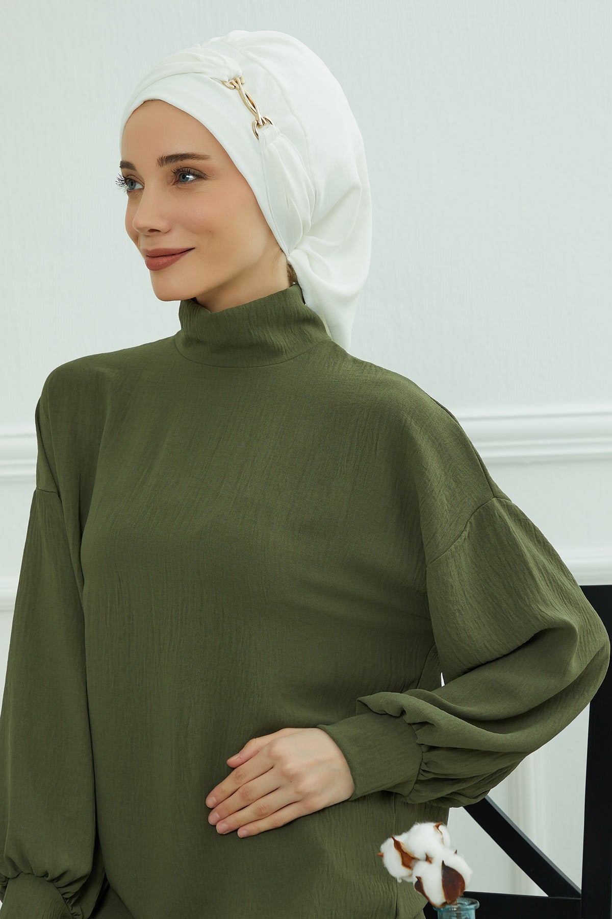 Instant Aerobin Turban with Gold Chain Detail, Pre-Tied Cotton Blend Hijab Cap, Elegant Modest Headwrap for Women,HT-93 White