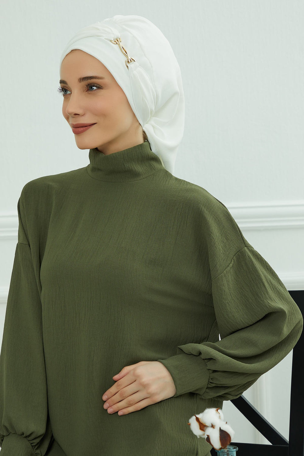 Instant Aerobin Turban with Gold Chain Detail, Pre-Tied Cotton Blend Hijab Cap, Elegant Modest Headwrap for Women,HT-93 White