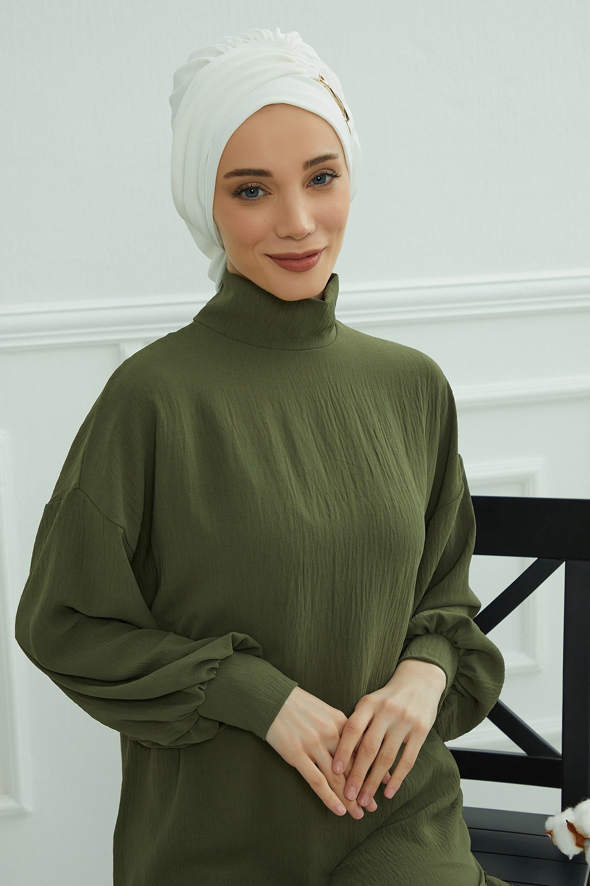 Instant Aerobin Turban with Gold Chain Detail, Pre-Tied Cotton Blend Hijab Cap, Elegant Modest Headwrap for Women,HT-93 White