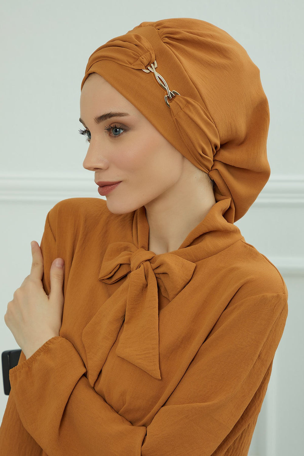 Instant Aerobin Turban with Gold Chain Detail, Pre-Tied Cotton Blend Hijab Cap, Elegant Modest Headwrap for Women,HT-93 Tawny Brown