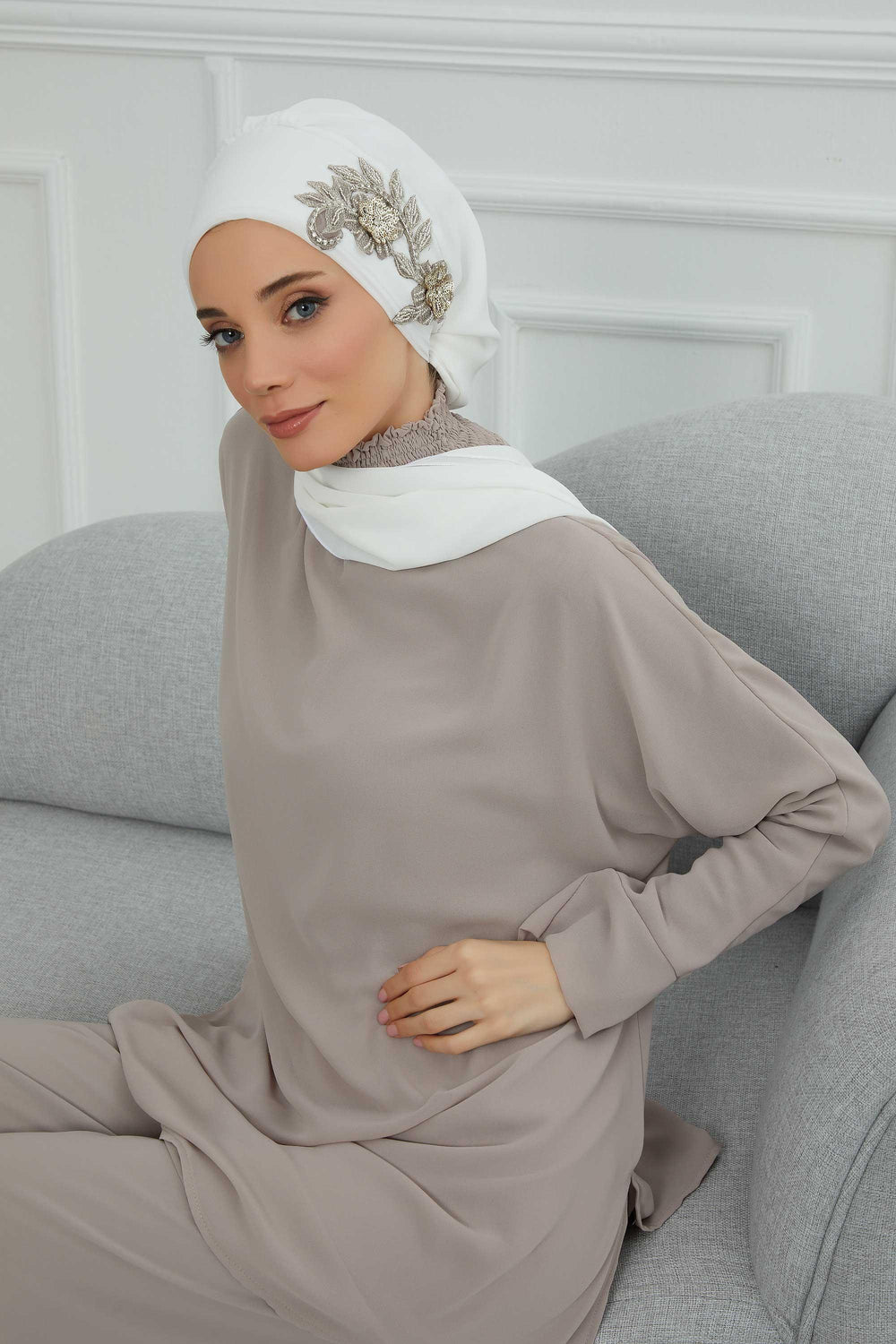 Instant Turban Chiffon Scarf Head Turbans with Gorgeous Unique Jewellery Stone Accessory For Women Headwear Stylish Elegant Design,HT-104 Off-White
