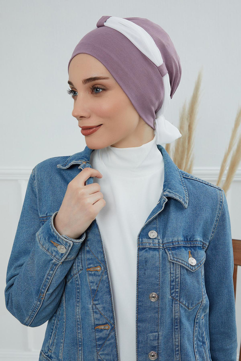 Dual Tone Instant Turban Bonnet with Chiffon Band, Fashionable Muslim Head Covering for Women, Ready-to-Wear Versatile Women Head Wrap,B-24 Lilac - Ivory