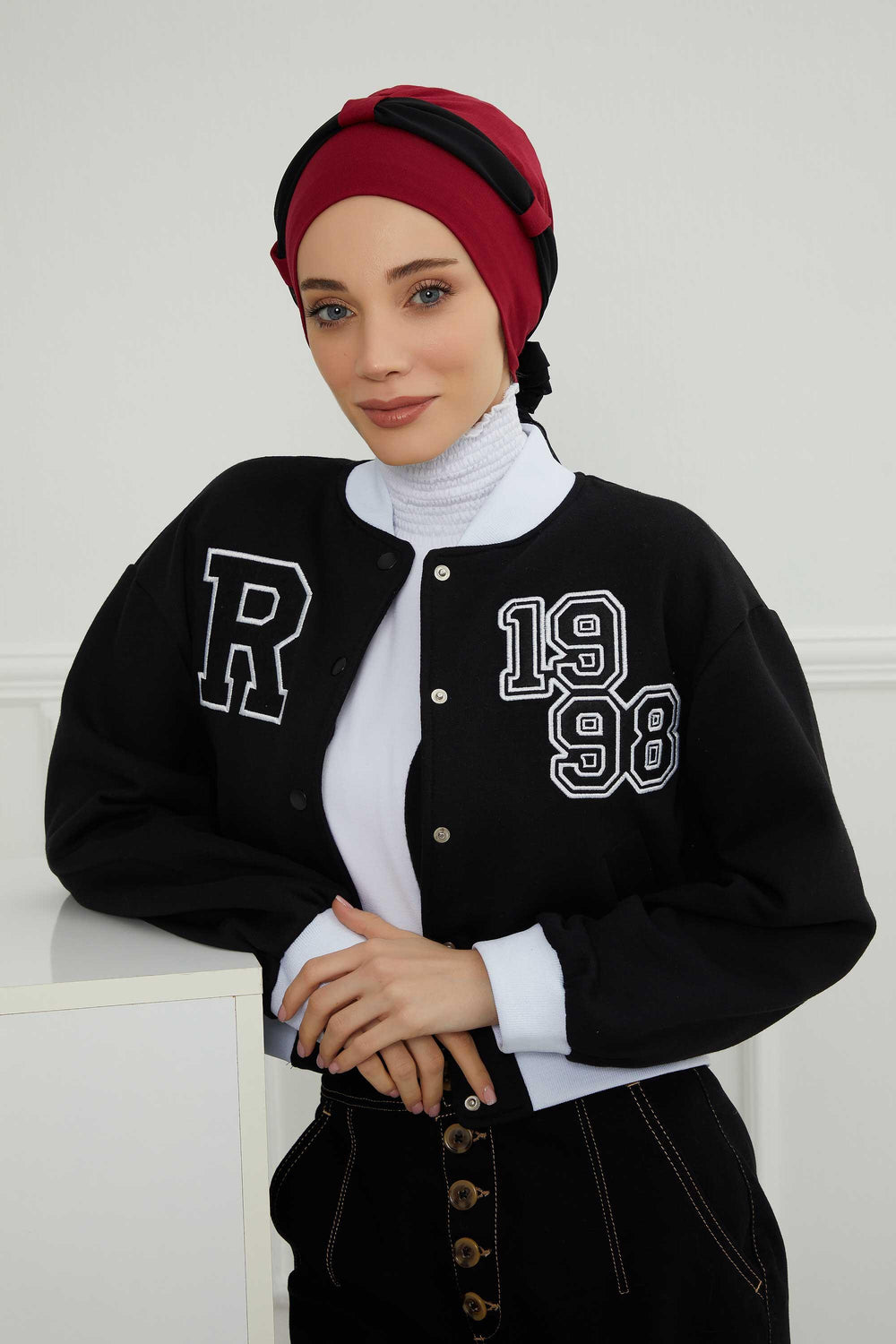 Dual Tone Instant Turban Bonnet with Chiffon Band, Fashionable Muslim Head Covering for Women, Ready-to-Wear Versatile Women Head Wrap,B-24 Maroon - Black