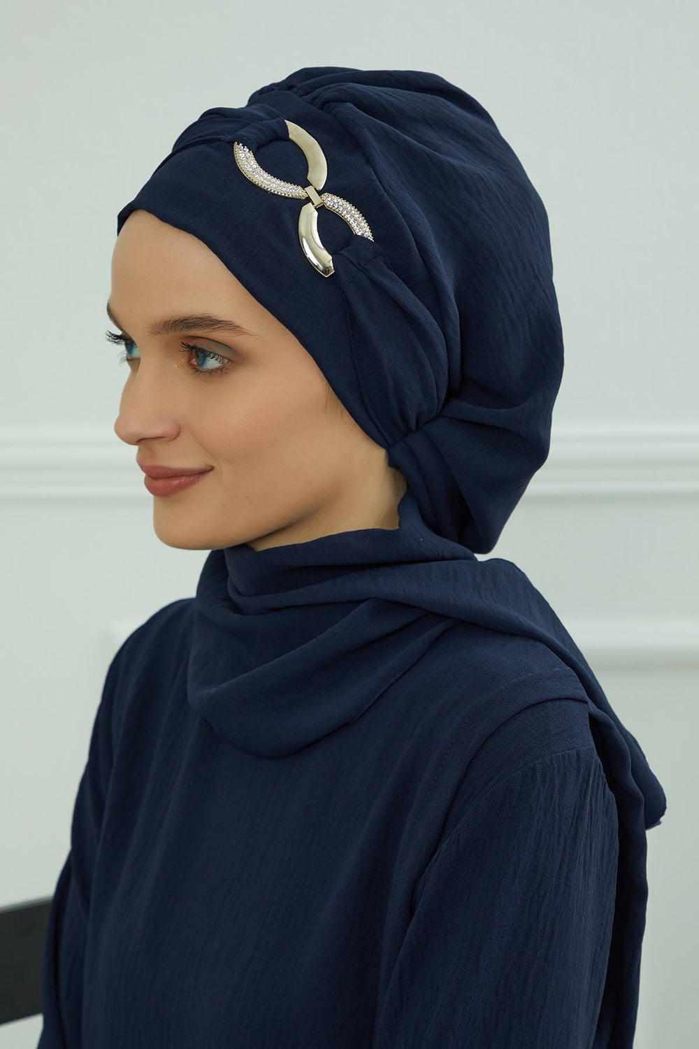 Instant Turban Lightweight Aerobin Scarf Head Turbans with Gorgeous Gold Accessory For Women Headwear Stylish Elegant Design,HT-94 Navy Blue