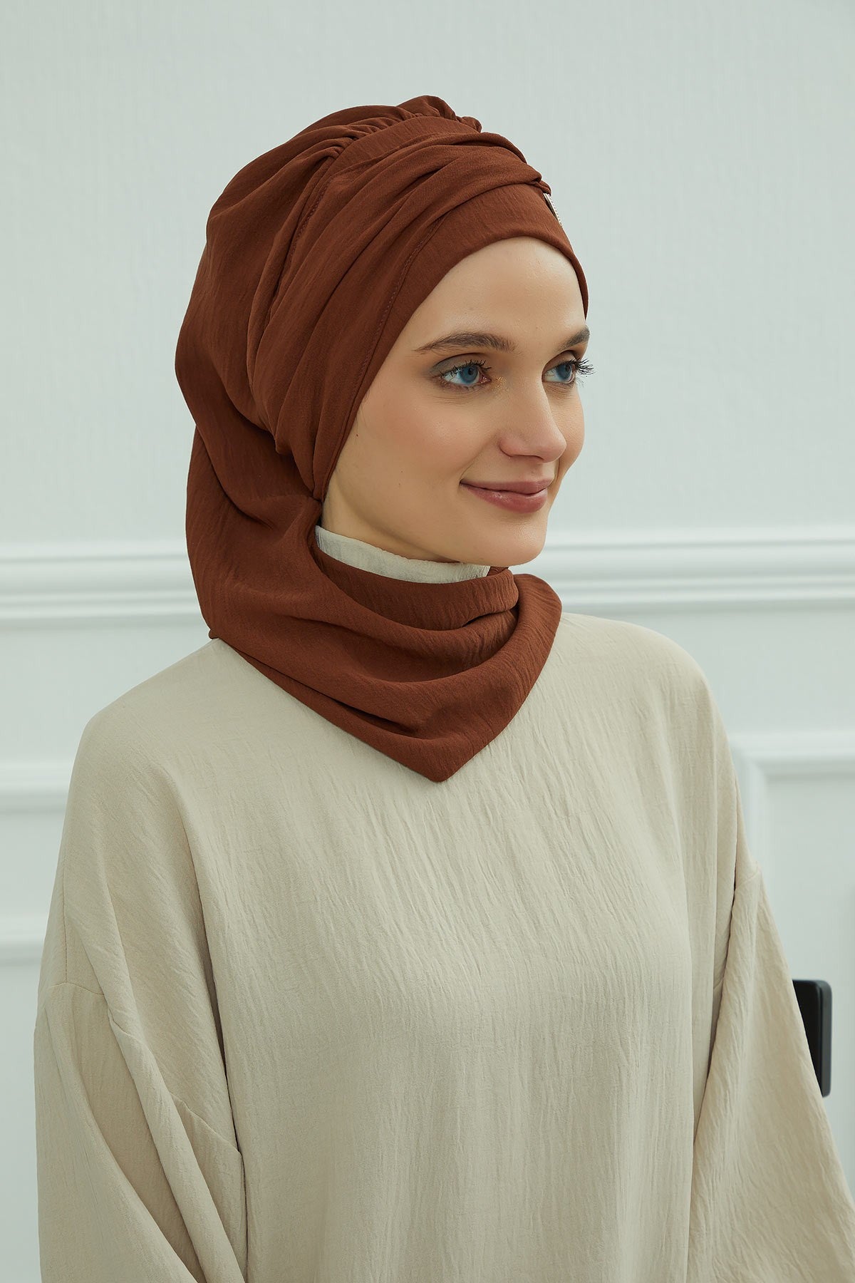 Instant Turban Lightweight Aerobin Scarf Head Turbans with Gorgeous Gold Accessory For Women Headwear Stylish Elegant Design,HT-94 Cinnamon