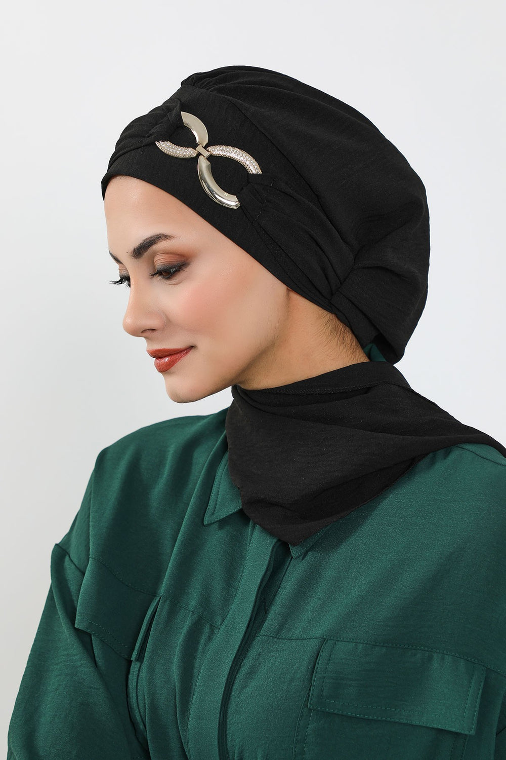 Instant Turban Lightweight Aerobin Scarf Head Turbans with Gorgeous Gold Accessory For Women Headwear Stylish Elegant Design,HT-94 Black