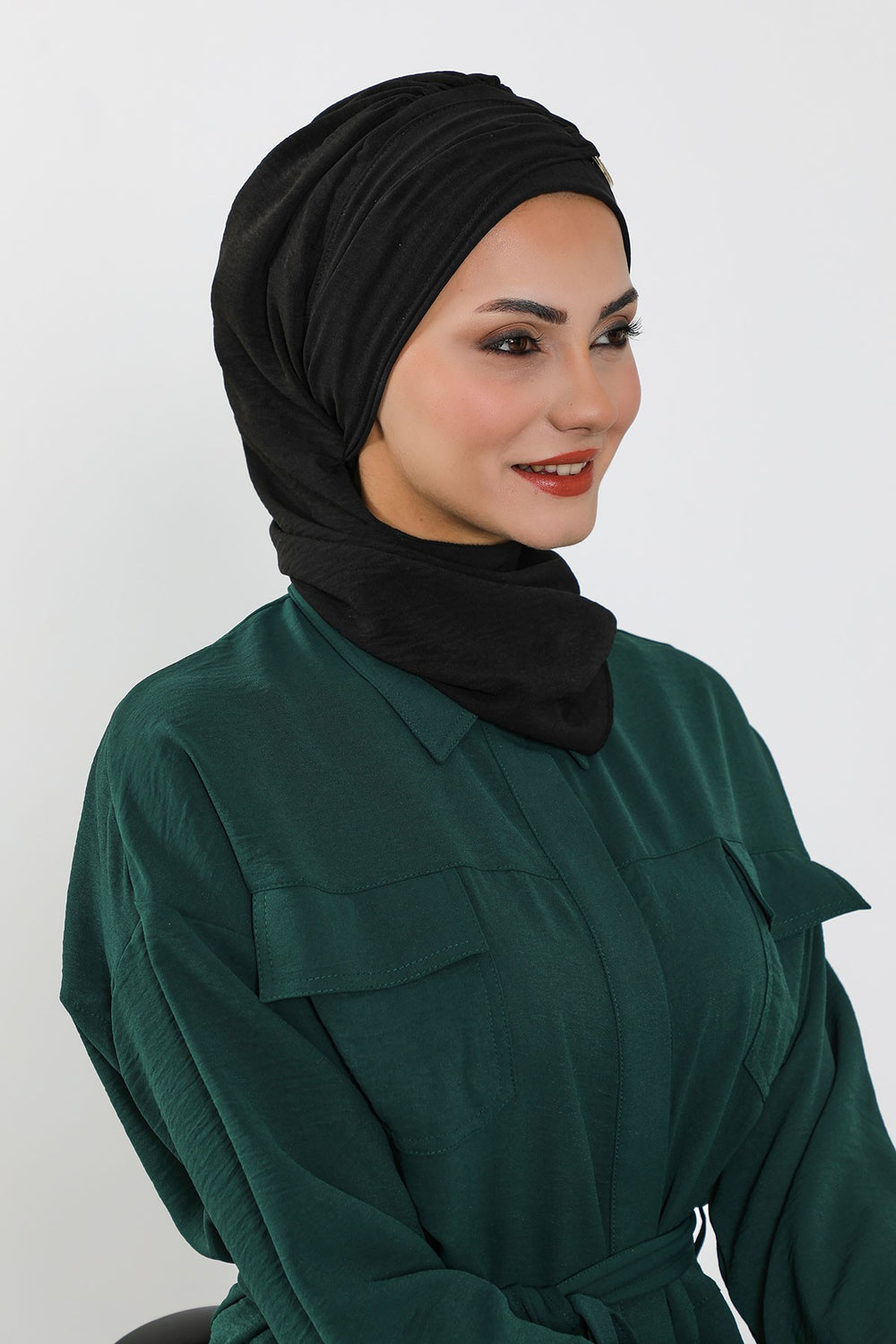 Instant Turban Lightweight Aerobin Scarf Head Turbans with Gorgeous Gold Accessory For Women Headwear Stylish Elegant Design,HT-94 Black