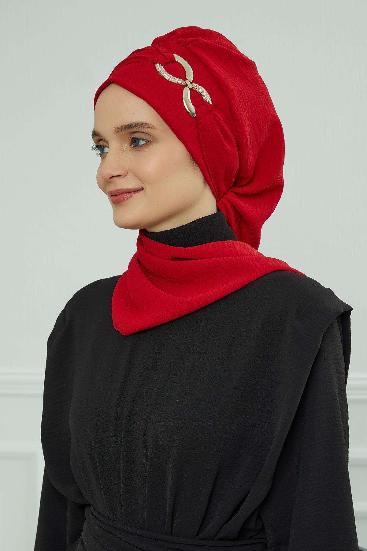 Instant Turban Lightweight Aerobin Scarf Head Turbans with Gorgeous Gold Accessory For Women Headwear Stylish Elegant Design,HT-94 Red