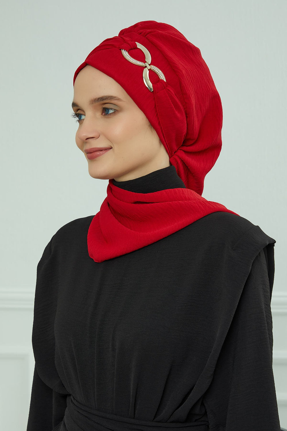 Instant Turban Lightweight Aerobin Scarf Head Turbans with Gorgeous Gold Accessory For Women Headwear Stylish Elegant Design,HT-94 Red