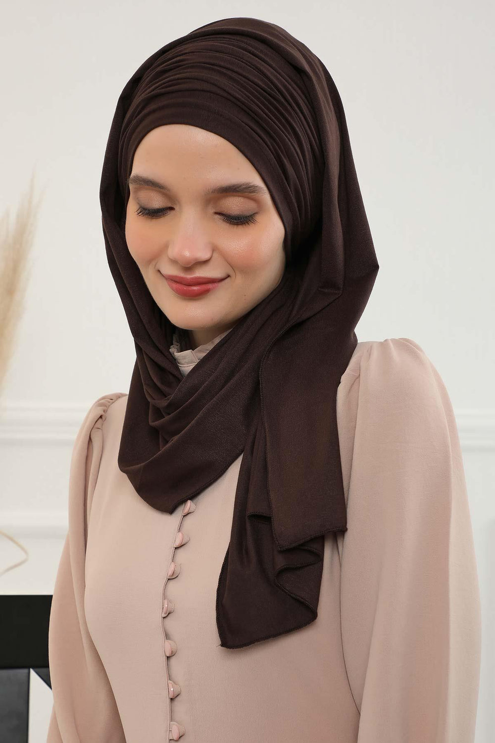 Premium Jersey Shawl Hijab for Women, Easy to Wear Cotton Headscarf, Lightweight and Breathable Instant Jersey Shawl, Mother's Day Gift,BT-1 Brown