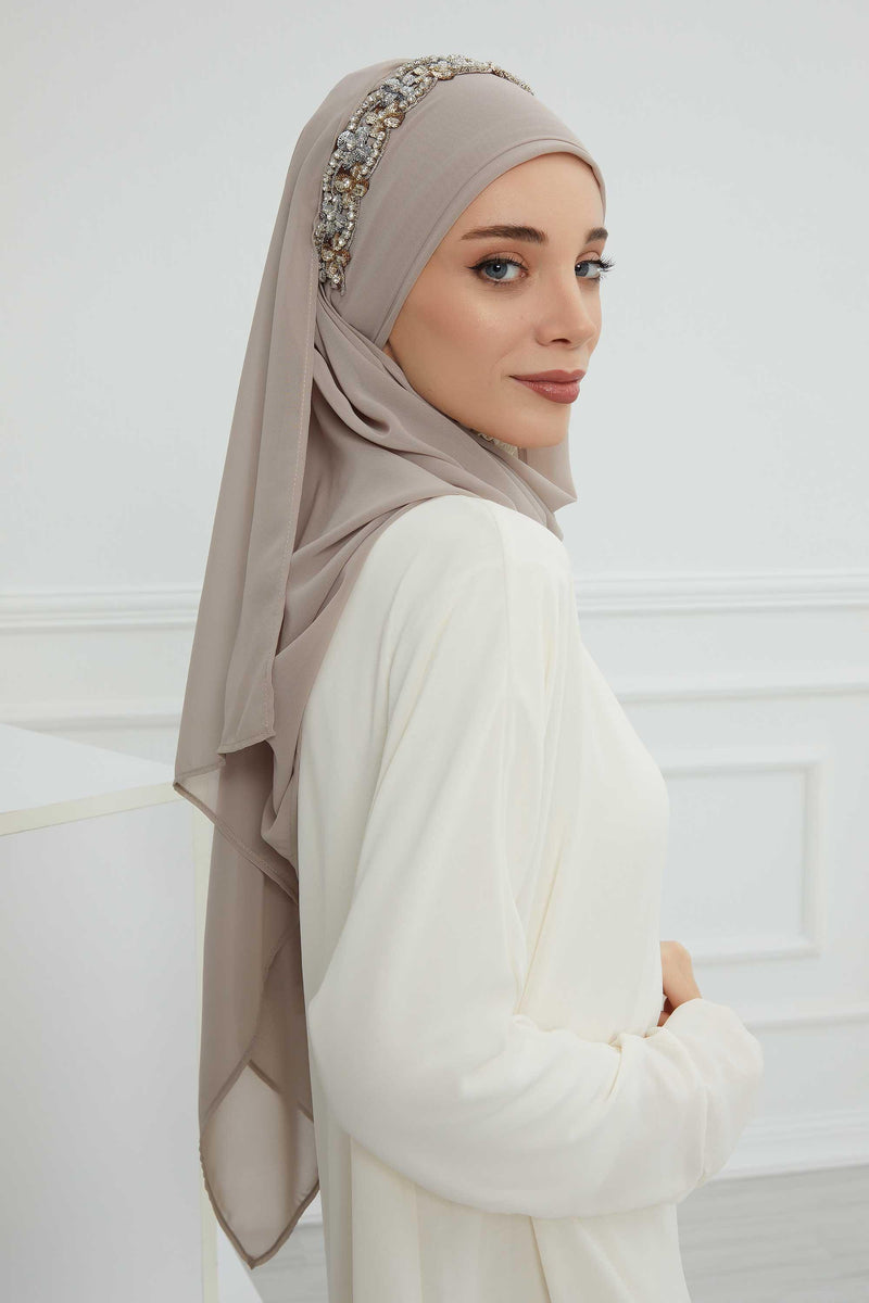 Luxuriöser Abend-Hijab mit eleganten Accessoires, Chiffon-Hochzeits-Hijab für besondere Anlässe mit goldenen oder silbernen Accessoire-Optionen, CPS-100