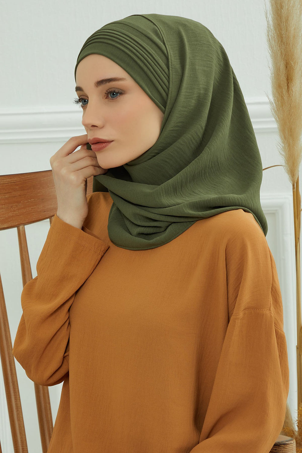 Luxury Instant Pleated Shawl Hijab for Women, Modest Wear Lightweight Aerobin Scarf, Practical Pleated Headscarf for Work, Travel & Events,CPS-90 Army Green