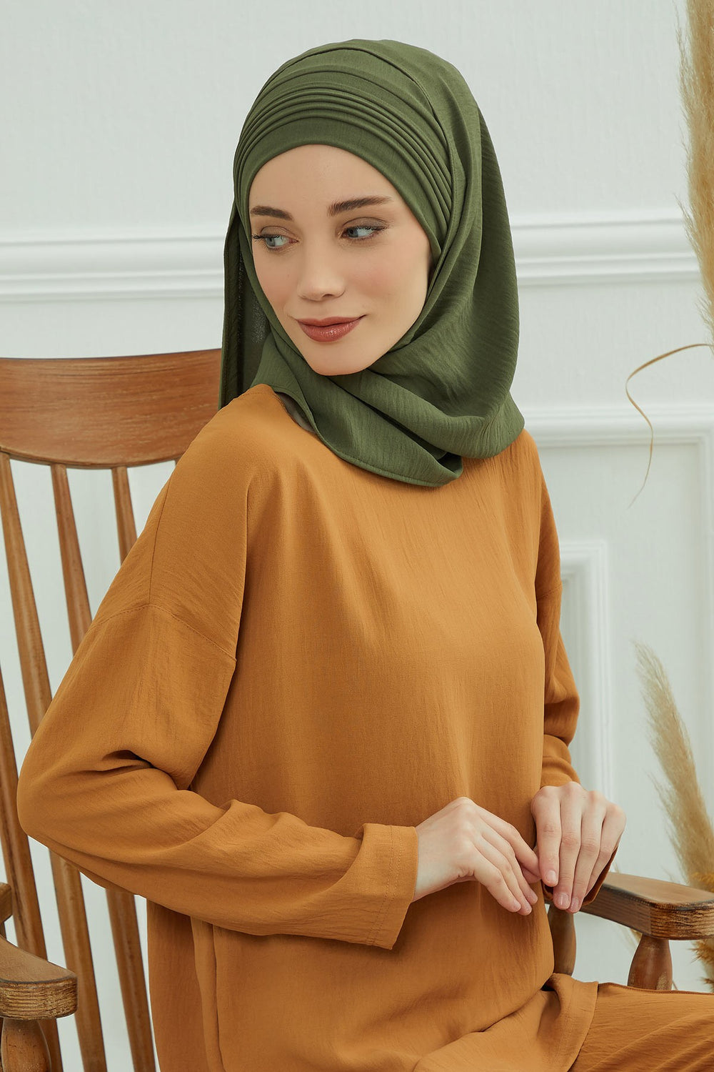 Luxury Instant Pleated Shawl Hijab for Women, Modest Wear Lightweight Aerobin Scarf, Practical Pleated Headscarf for Work, Travel & Events,CPS-90 Army Green