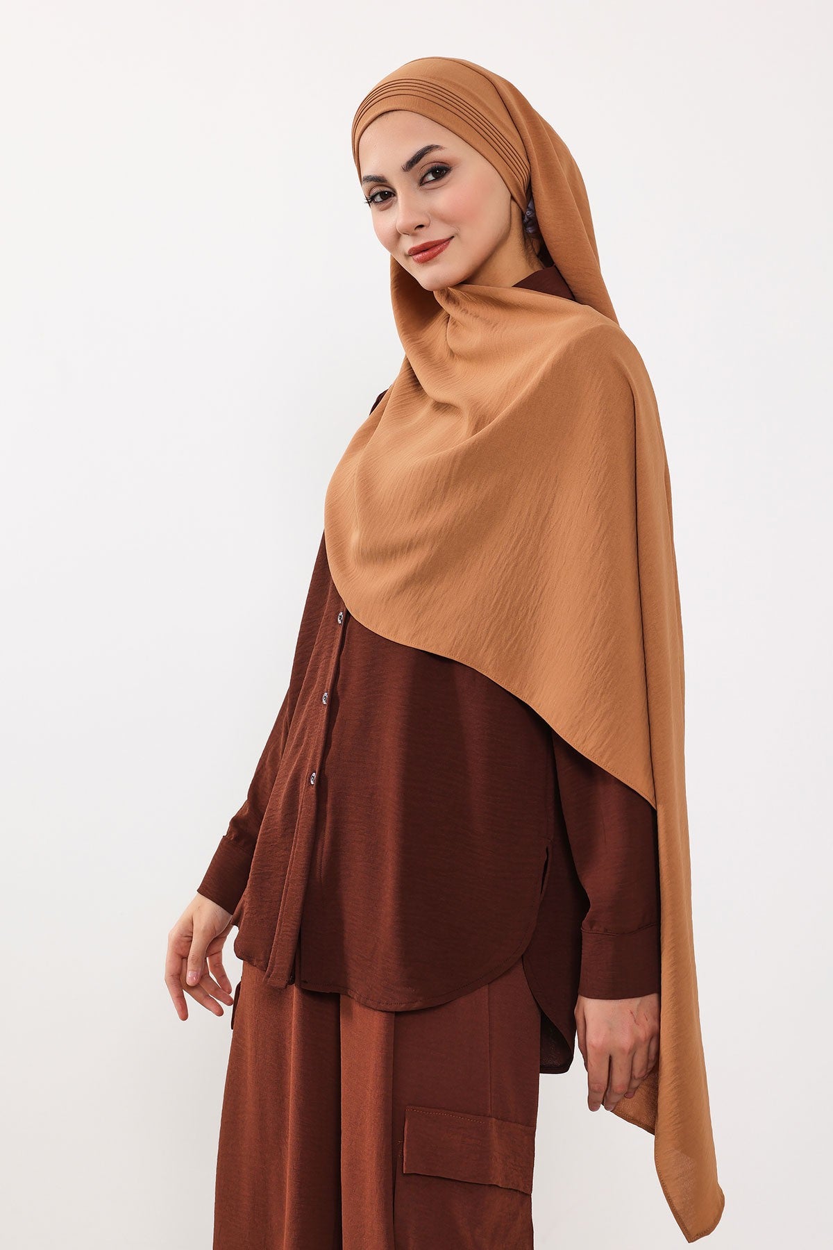Luxury Instant Pleated Shawl Hijab for Women, Modest Wear Lightweight Aerobin Scarf, Practical Pleated Headscarf for Work, Travel & Events,CPS-90 Camel