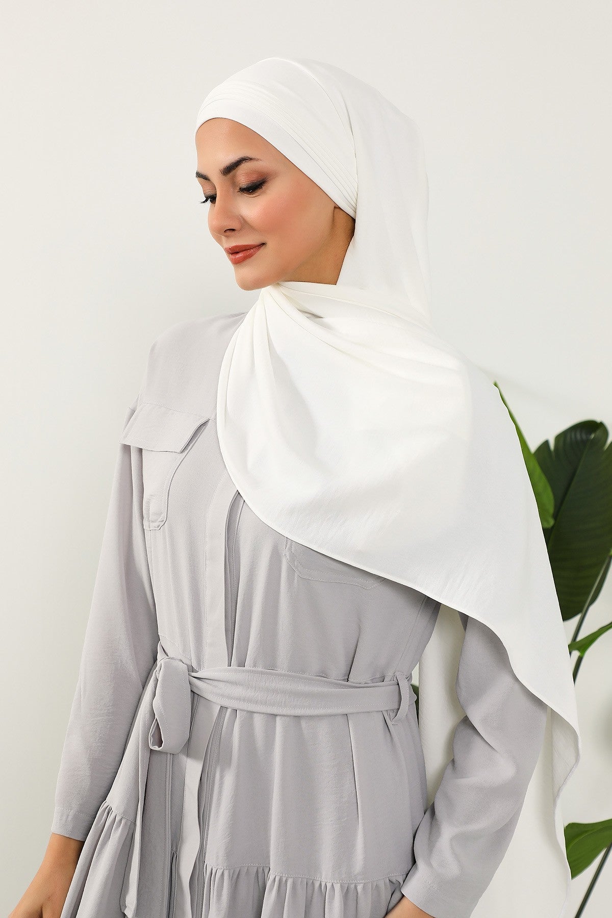 Luxury Instant Pleated Shawl Hijab for Women, Modest Wear Lightweight Aerobin Scarf, Practical Pleated Headscarf for Work, Travel & Events,CPS-90 Ecru