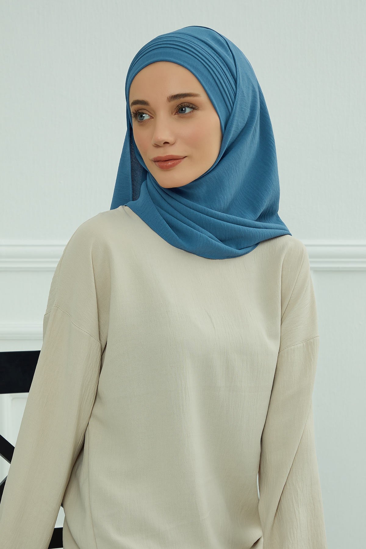 Luxury Instant Pleated Shawl Hijab for Women, Modest Wear Lightweight Aerobin Scarf, Practical Pleated Headscarf for Work, Travel & Events,CPS-90 İndigo