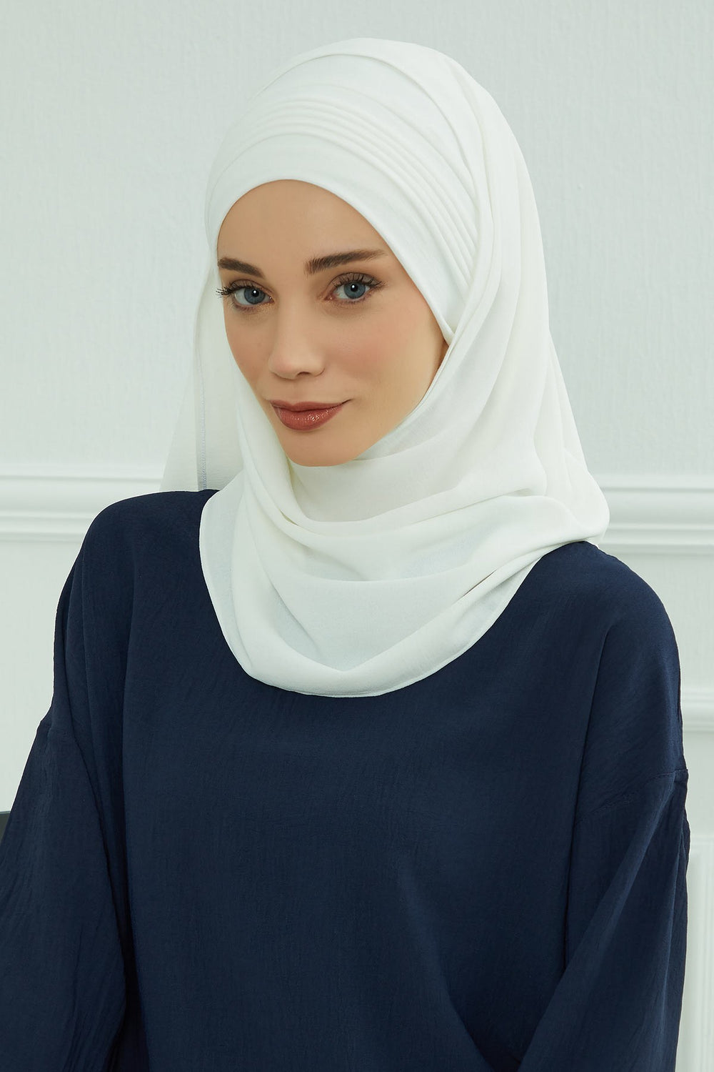 Luxury Instant Pleated Shawl Hijab for Women, Modest Wear Lightweight Aerobin Scarf, Practical Pleated Headscarf for Work, Travel & Events,CPS-90 White